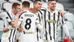 Cristiano Ronaldo a inscrit ses 17e et 18e buts en Serie A