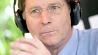 Le consultant foot pour RMC condamne les incidents en tribunes dans les stades de L1 et critique le positionnement laxiste des élus à ce sujet