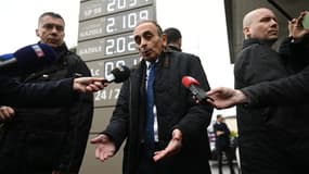 Éric Zemmour à la station-service de Castelsarrasin, le 12 mars 2022 