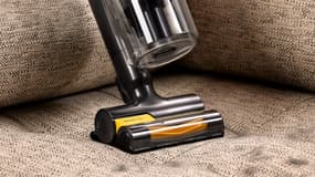 Samsung divise presque par 2 le prix de cet aspirateur haut de gamme à l'occasion du Black Friday
