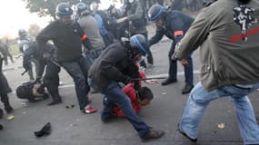 Les forces de l'ordre ont procédé ce week-end à plus de 350 interpellations en marge de la manif pour tous.