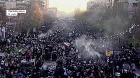 Les images du centre de Téhéran noir de monde en hommage au général Soleimani