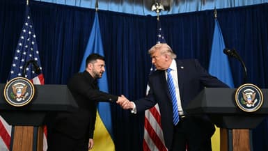Volodymyr Zelensky et Donald Trump lors d'une conférence de presse ce dimanche 28 décembre 2025 à Mar-a-Lago en Floride