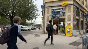 Le bureau de La Poste de Jean-Macé, dans le 7e arrondissement de Lyon (Rhône), début septembre 2024.