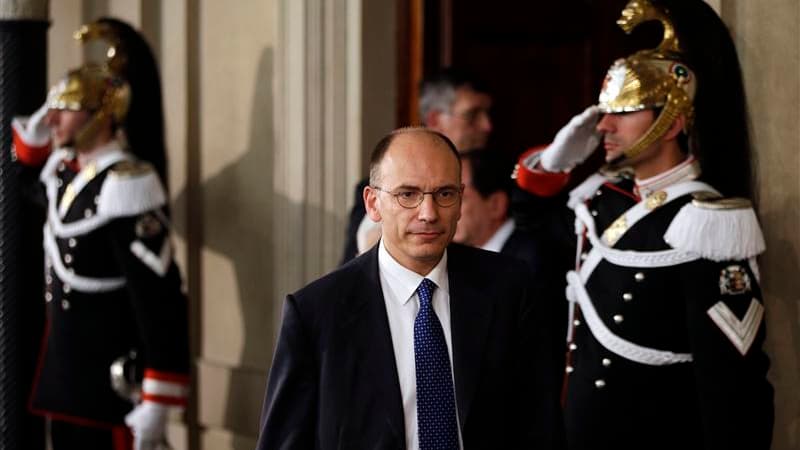 Le président italien, Giorgio Napolitano, a demandé mercredi à Enrico Letta (au centre), jeune dirigeant de centre gauche modéré, de former un nouveau gouvernement, deux mois après les élections qui ont plongé la Péninsule dans l'impasse politique. Il ent