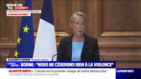 Professeur tué à Arras: "Nous serons au rendez-vous pour assurer votre sécurité", affirme Élisabeth Borne