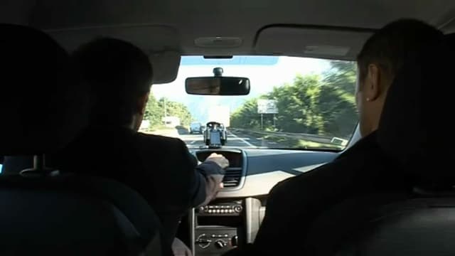En moyenne les véhicules transportent 1,1 personne sur les trajets domicile-travail.