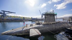 Sous-marin HMS Vanguard mouillant en Ecosse en 2019. 