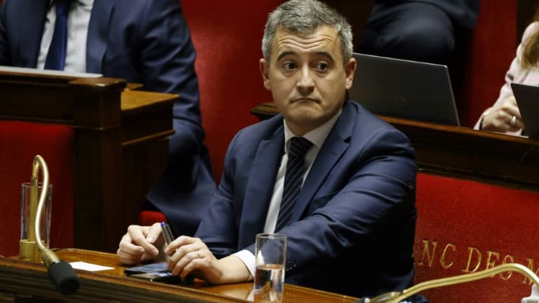 Le ministre de l'Intérieur Gérald Darmanin, à l'Assemblée nationale à Paris, où son projet de loi sur l'immigration a été rejeté, le 11 décembre 2023 Le ministre de l'Intérieur Gérald Darmanin, à l'Assemblée nationale à Paris, où son projet de loi sur l'immigration a été rejeté, le 11 décembre 2023