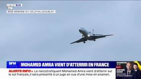 Les images de l'atterrissage de l'avion de Mohamed Amra
