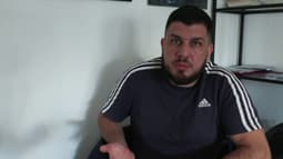 Médiateur dans les quartiers nord de Marseille, Mohamed Benmeddour entame une grève de la faim le 21 janvier 2026 pour dénoncer l'inaction de l'État face au narcotrafic.