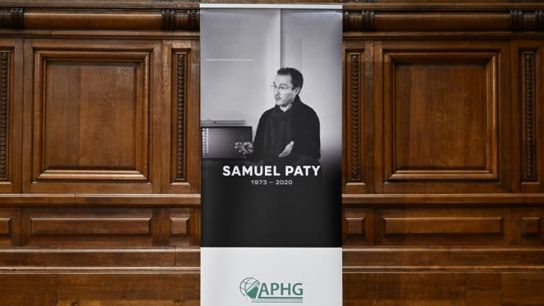 Une photographie du professeur d'histoire-géographie Samuel Paty à l'Université de la Sorbonne à Paris, le 19 octobre 2024