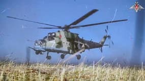 Un hélicoptère russe opérant dans la région de Koursk, ce 21 août.