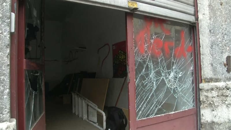 Le local PS de la Croix-Rousse, à Lyon, a été saccagé lors d'une manifestation contre la loi Travail.