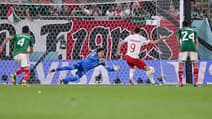Ochoa lors de Mexique-Pologne