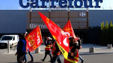 Les syndicats ont appelé à la grève ce samedi dans tous les Carrefour.