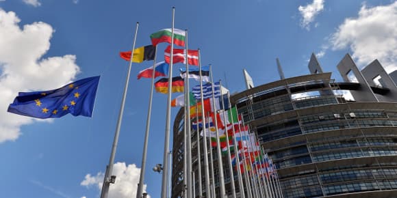 Le Parlement européen à Strasbourg. Le Parlement européen à Strasbourg.