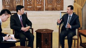 Rencontre entre le vice-ministre chinois des Affaires étrangères, Zhai Jun, et le président syrien Bachar al Assad, à Damas. La Chine a apporté son soutien au projet de Bachar al Assad d'organiser un référendum suivi d'élections parlementaires et a appelé
