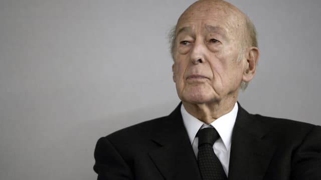L'ancien président de la République Valéry Giscard d'Estaing critique ses successeurs sauf François Mitterrand
