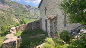 La chapelle Dromon à Saint-Geniez (Hautes-Alpes).