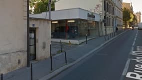 La victime a été retrouvée agonisante rue de l'Ourcq, dans le 19e arrondissement de la capitale. 