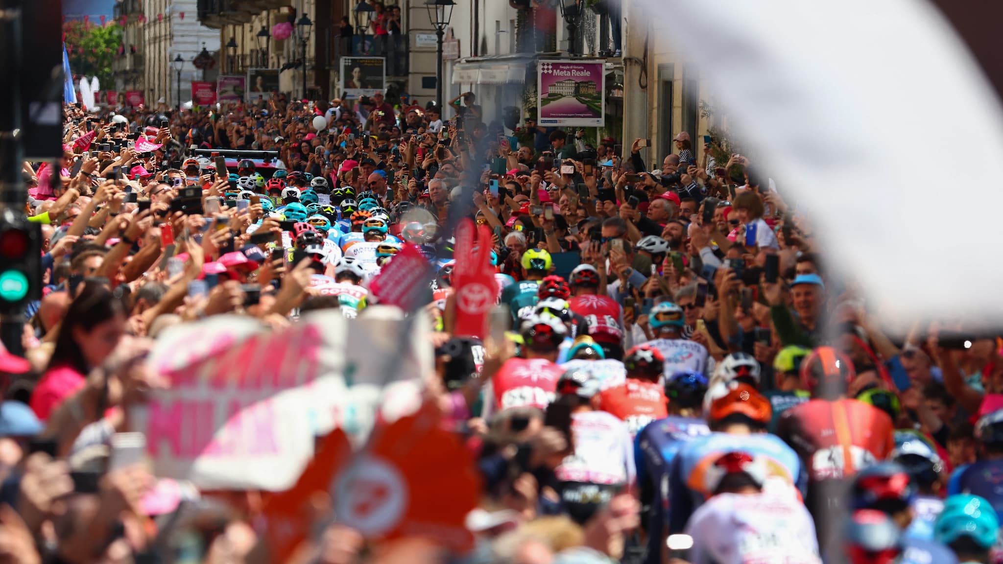 Volg de eerste etappe van de Ronde van Italië Venaria Reale-Turijn live