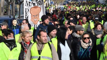 Des gilets jaunes manifestent à Béziers (photo d'illustration)