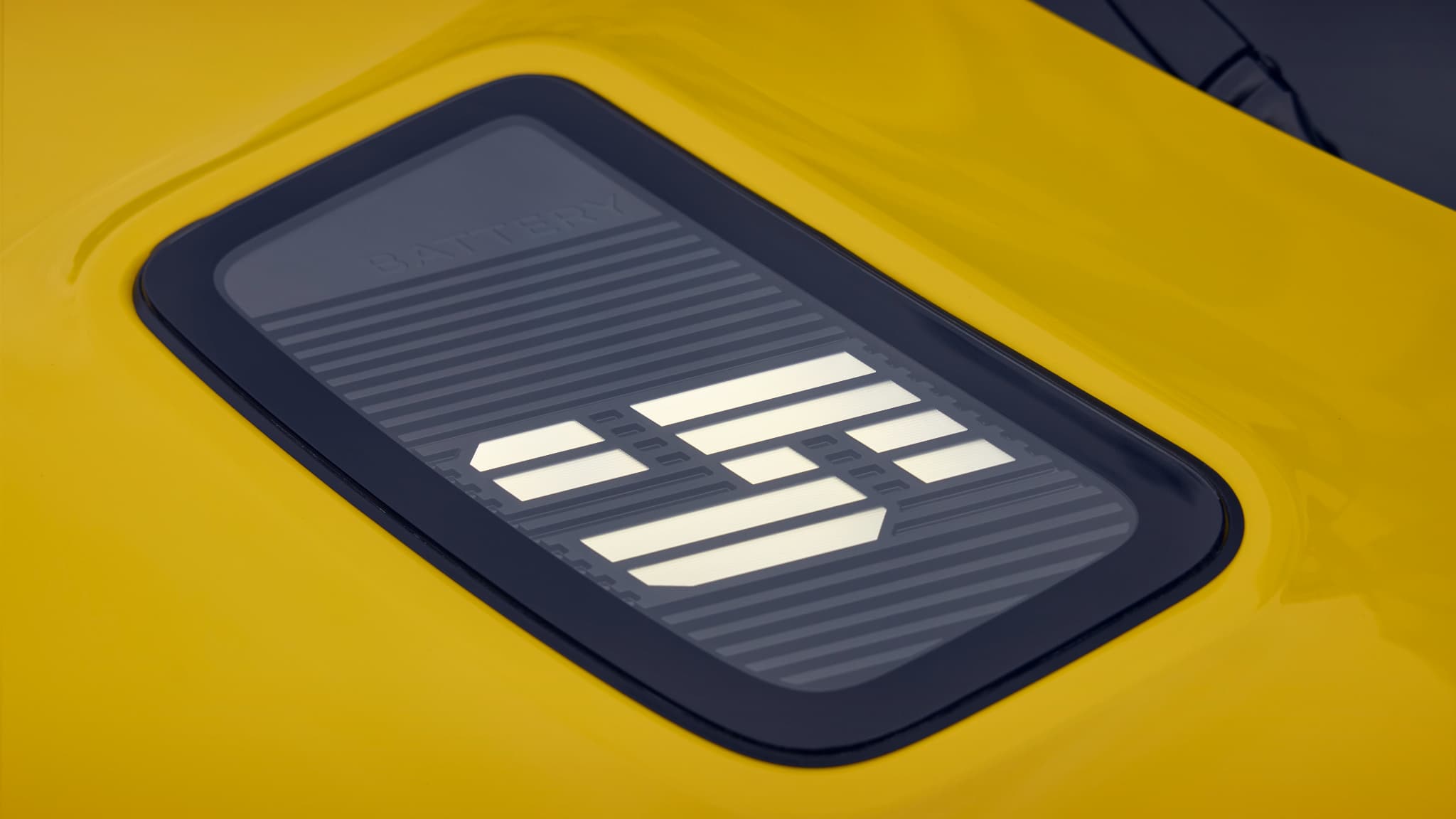 Ce voyant sur le capot permet de voir le niveau de batterie de la Renault 5.