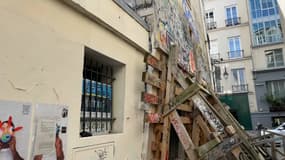 Un immeuble en péril dans le 3e arrondissement de Paris. 