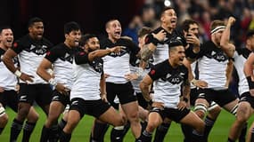 Les All Black pendant le haka