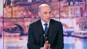 Le ministre conseiller de l'ambassade de Russie en France sur le plateau de BFMTV le 12 février 2022. 