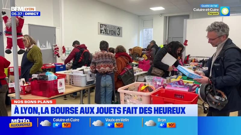 Lyon: la bourse aux jouets fait des heureux