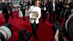 Le Thaïlandais Apitchatpong Weerasethakul, à qui le jury du 63e Festival de Cannes présidé par le cinéaste américain Tim Burton a décerné dimanche soir la Palme d'Or pour "Oncle Boonmee, celui qui se souvient de ses vies antérieures". Ce choix divise la p