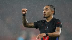 Raphinha célèbre son but lors de Benfica-Barça (4-5, Ligue des champions), le 21 janvier 2025