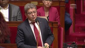 Applaudi par La France Insoumise, Edouard Philippe confirme que le débat sur la motion de censure aura bien lieu