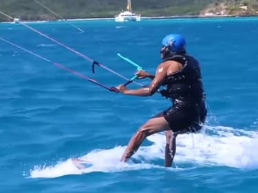 Conférences, écriture, kitesurf… la nouvelle vie de Barack Obama