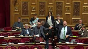 Réforme des retraites: colère des sénateurs de gauche sur l'organisation des débats sur l'article 7 cette nuit