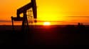 La baisse des prix du pétrole impacte Chevron.