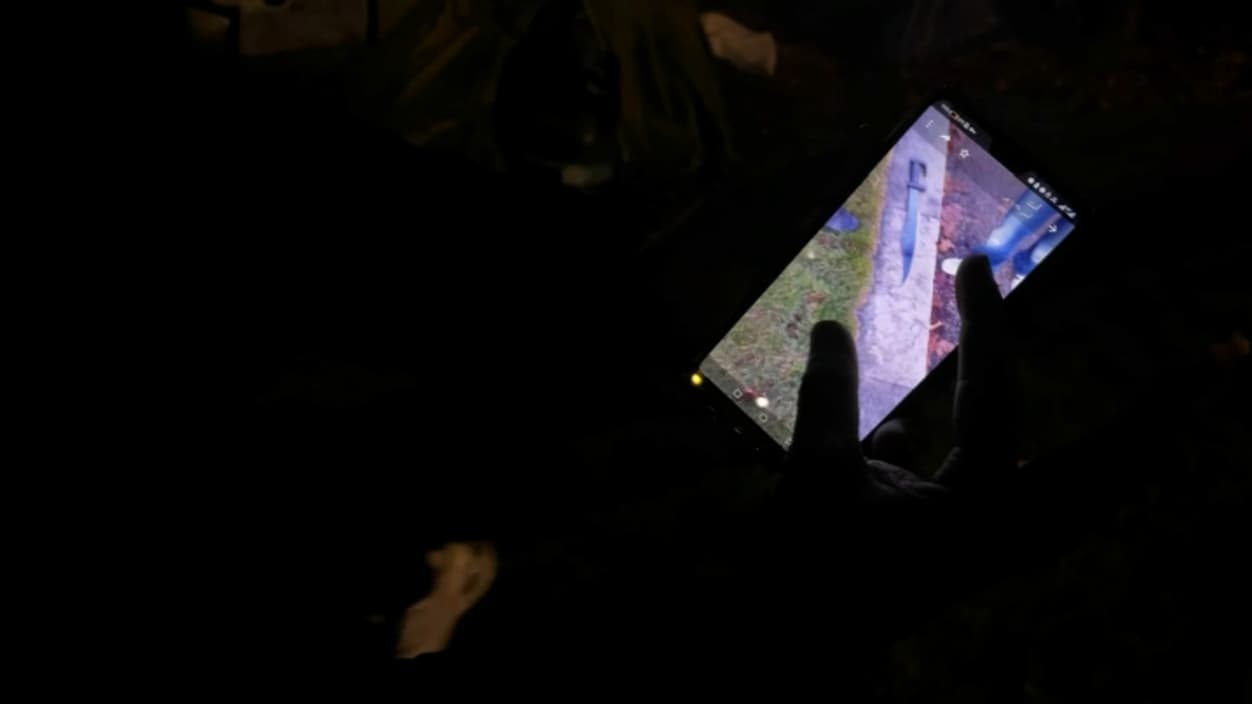 Le sabre avec lequel Wlliam M. a attaqué le camp de migrants du parc de Bercy, en 2021 Le sabre avec lequel Wlliam M. a attaqué le camp de migrants du parc de Bercy, en 2021