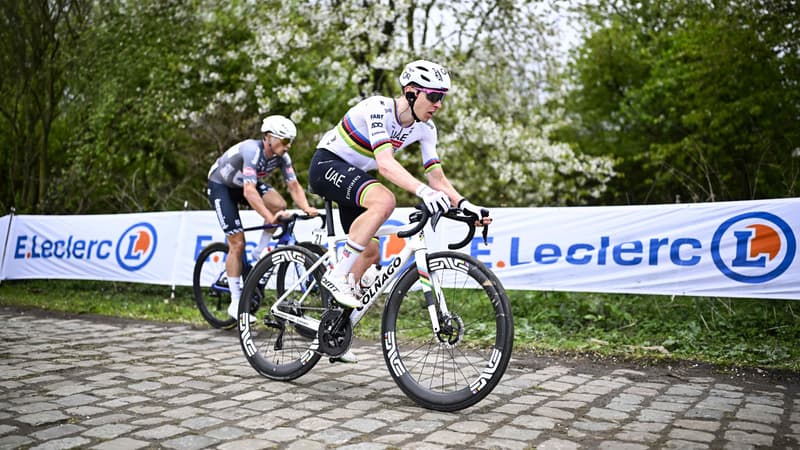 Tadej Pogacar et Mathieu van der Poel lors de l edition 2025 de Paris Roubaix le 13 avril 2025 2268716