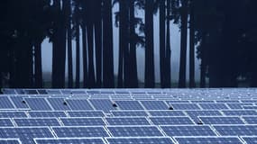 Pictet mise à travers son fonds Pictet-Clean Energy sur les énergies renouvelables et l'efficacité énergétique: en 10 ans les investissements dans le monde ont plus que doublé dans le secteur