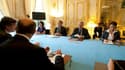 Les membres du gouvernement réunis autour de Jean-Marc Ayrault pour évoquer les résultats du premier tour des législatives, dimanche à Matignon.