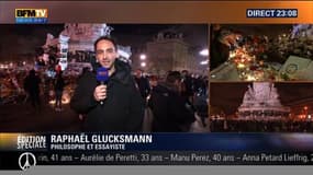 Attentats de Paris: "C'est le moment de retrouver un sens à notre vie commune", Raphaël Glucksmann