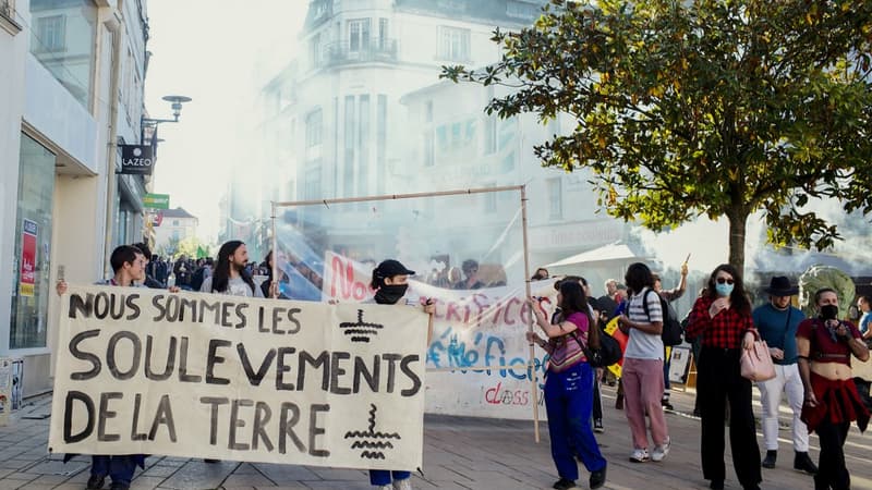 Pourquoi le gouvernement a tant de difficultés à dissoudre "Les Soulèvements de la Terre"