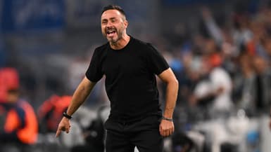 Le Marseillais Roberto De Zerbi bouillant lors du match OM-PSG en Ligue 1, le 22 septembre 2025
