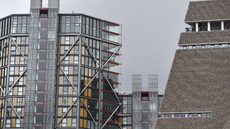 Cet immeuble de standing jouxte la terrasse panoramique du musée Tate Modern à Londres