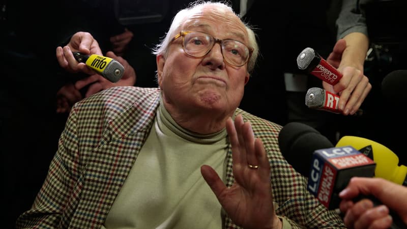 Jean-Marie Le Pen va-t-il remporter une nouvelle victoire judiciaire contre le Front national, avec qui il est dans un conflit ouvert depuis le mois d'avril? Réponse ce mardi.