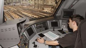 Malgré l'afflux de candidats pour devenir conducteur de trains, la SNCF peine à pourvoir ses besoins en main d'oeuvre.
