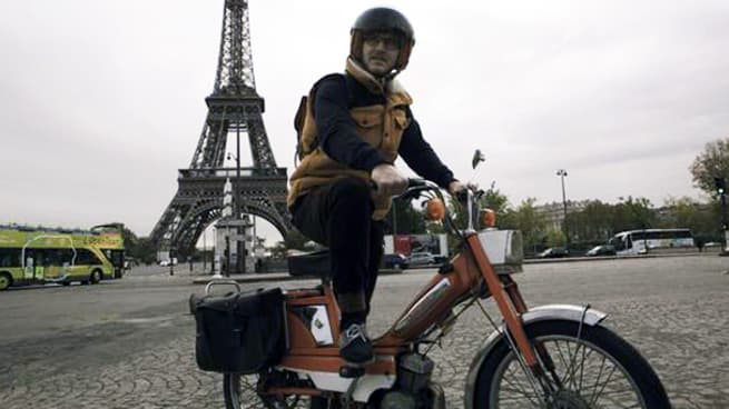 Benjamin Carle a du troquer son vélo chinois conter une mobylette 100% française datant des années 70.