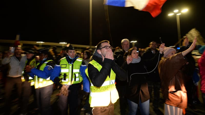 Des manifestants du convoi de la liberté à Chartres, le 11 février 2022